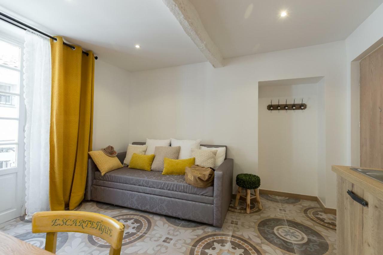 Apartment Flat *